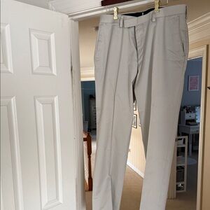 Louis Raphael Men's Light Gray Chinos